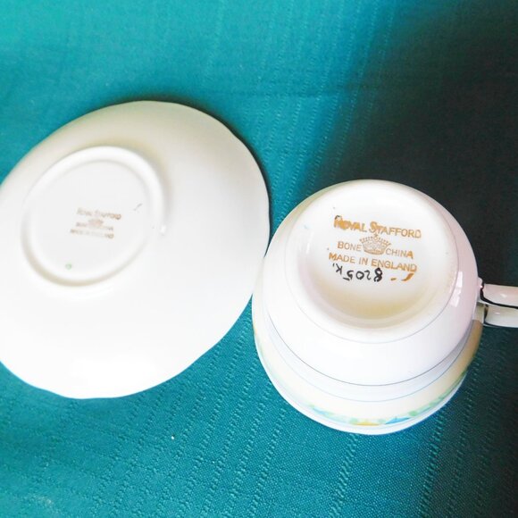 Royal Stafford 8205K blue yellow flowers cup and saucer VGU - Picture 5 of 6